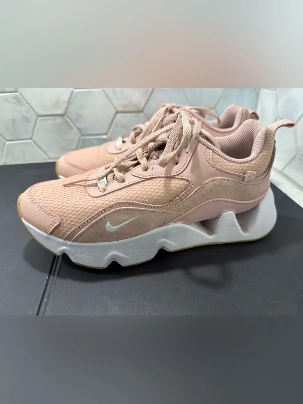 Nike woman’s ryz